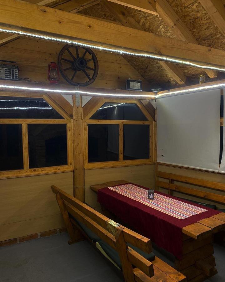 Villa Vikendica Amra I Indir à Travnik Extérieur photo